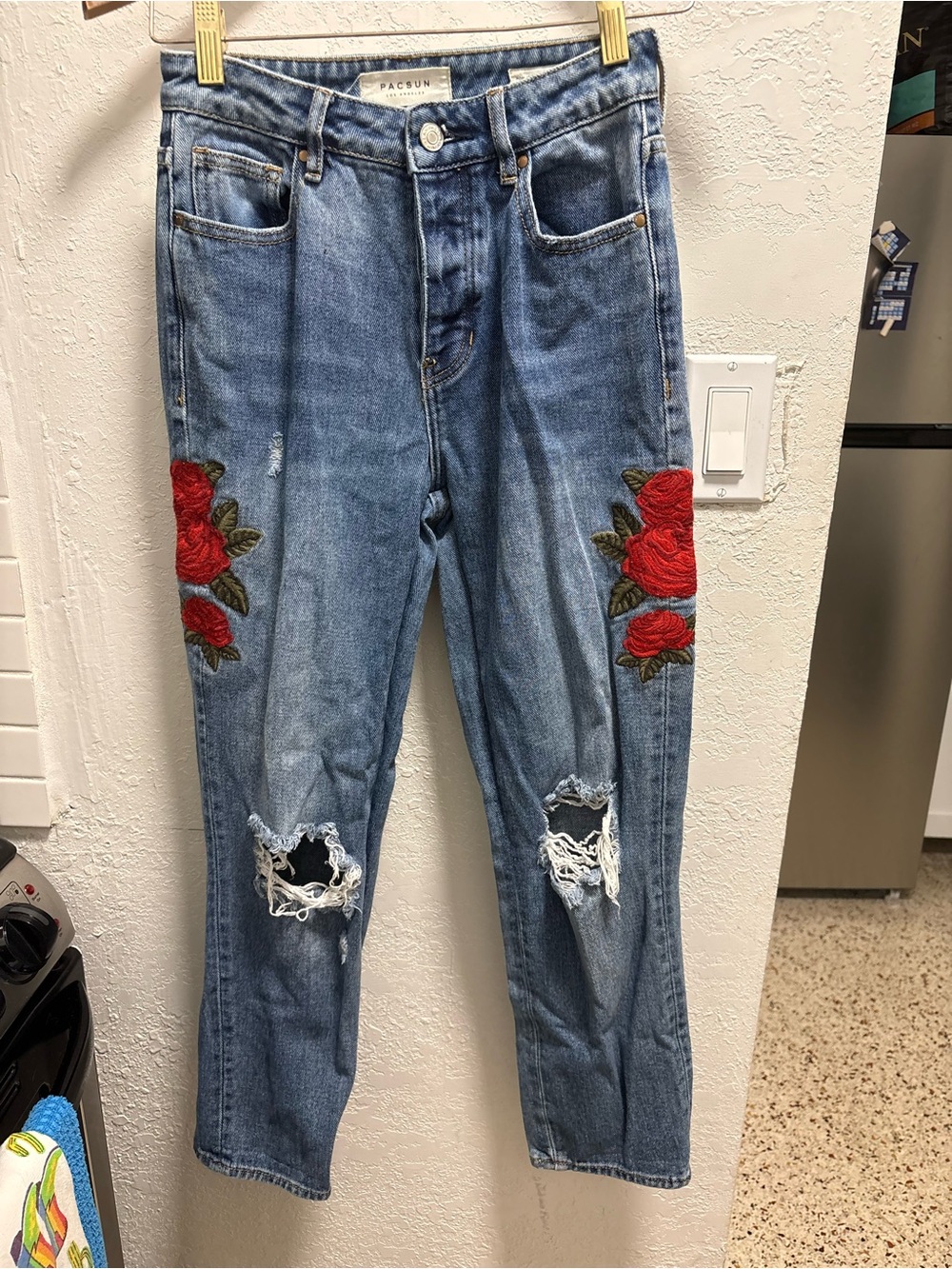 PacSun Blue Denim Boyfriend Jeans with Red Rose Embroidery